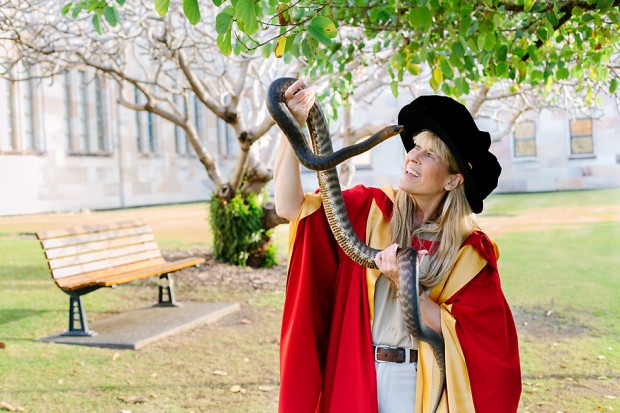 Terri Irwin received  Honorary Doctorate from the University of Queensland in 2014
