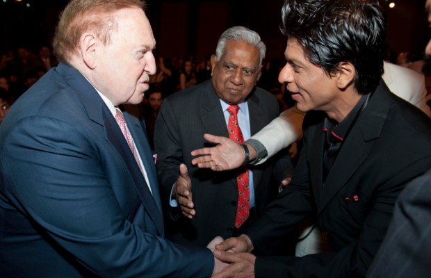 Indian Actor Shahrukh Khan shaking hands with Sheldon Adelson